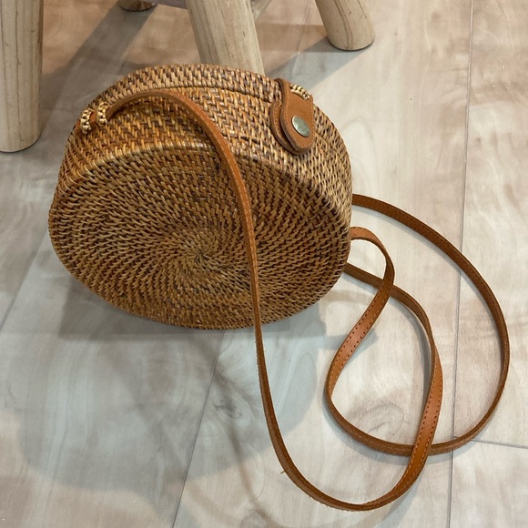 Handbags - Round rattan satchel